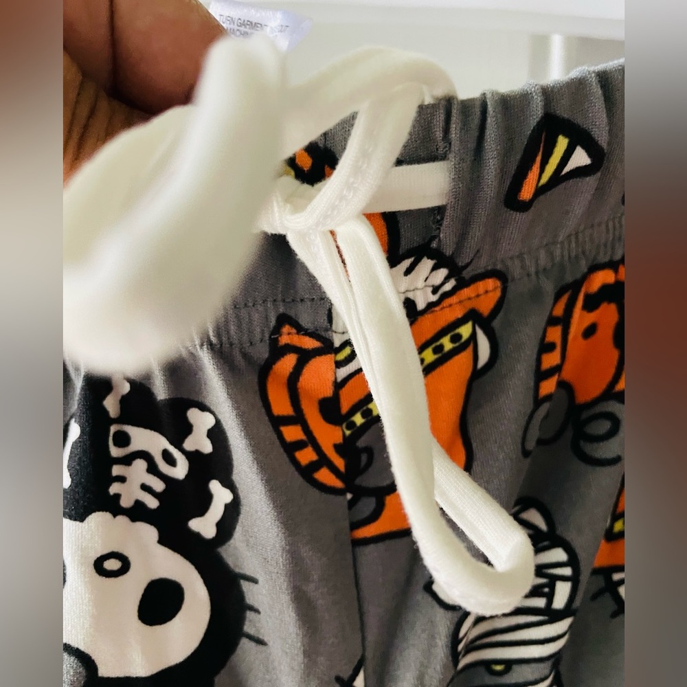 Hello Kitty Halloween Pajama Pants PJs M, L , available - Picture 3 of 5